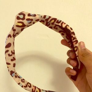 Leapoard print hairband